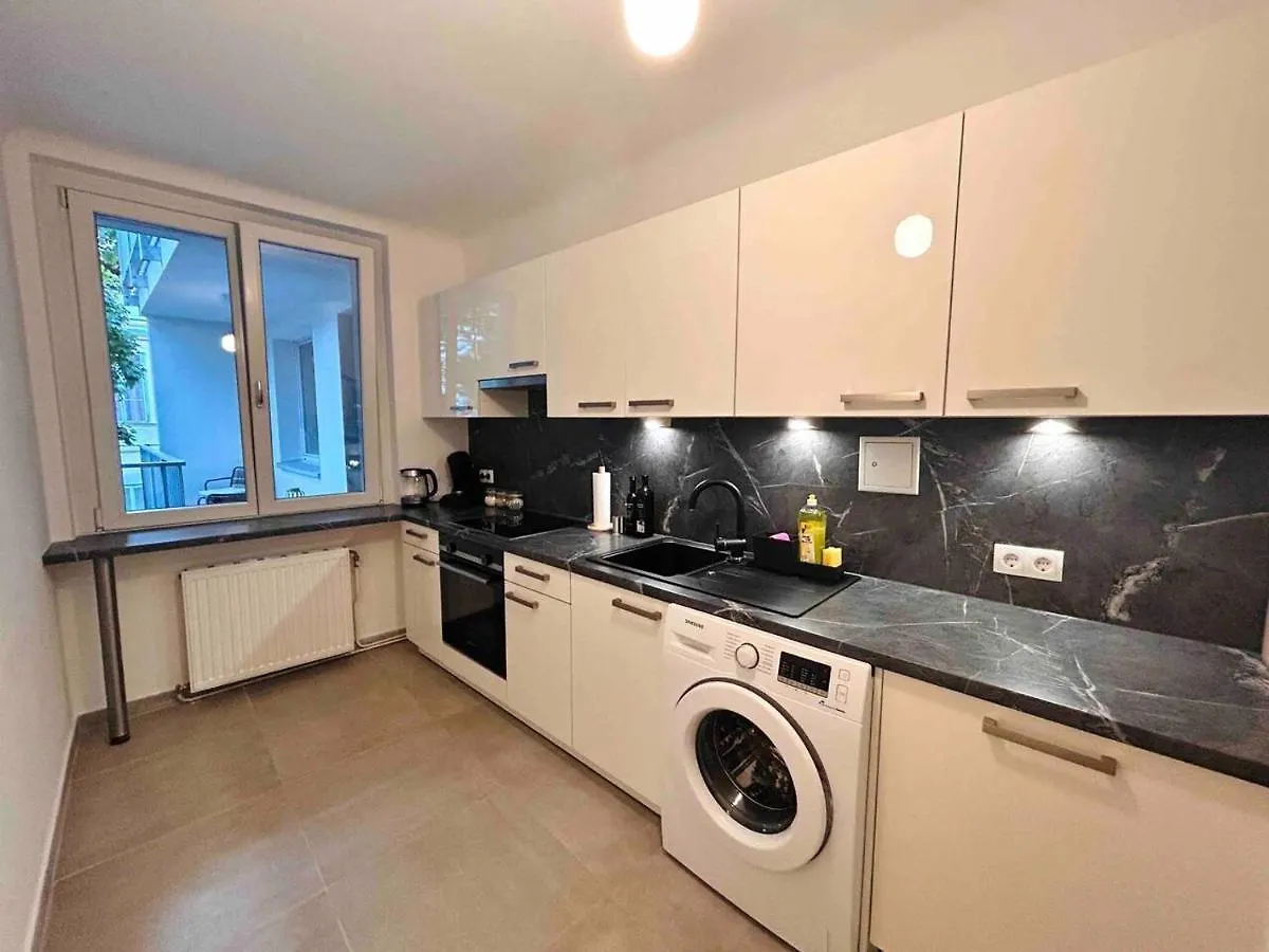 Apartment Urbaner Charme: Stilvolles Wohnen Im Herzen Wiens